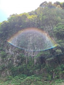 高千穂峡　虹　光