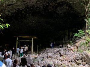 天安河原洞窟
