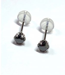 ブラックダイヤモンドピアス